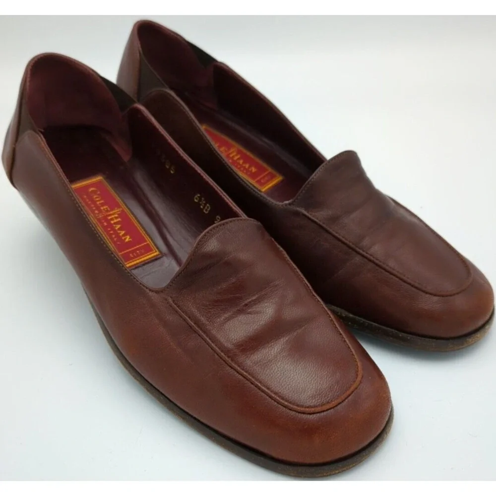 Cole Haan City Low Heel Loafers Italy Womens Size 6.5 B Brown Leather F9385‎